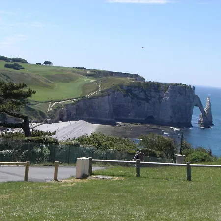 La De Cecile-la Hutte Nocleg ze śniadaniem