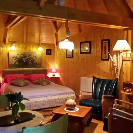 La De Cecile-la Hutte Étretat