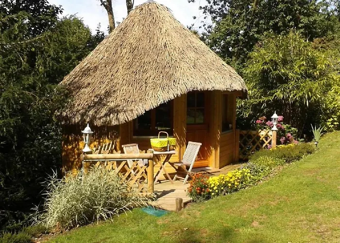 Alojamento de Acomodação e Pequeno-almoço La De Cecile-la Hutte